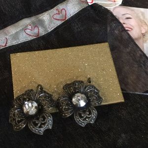 Sabika Girl Liberty drop earrings